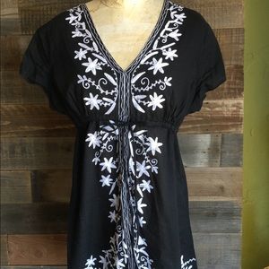 Embroidered V-Neck High Waist Drawstring Top